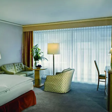 Hotel Maritim Grand 4*