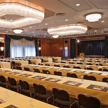 Hotel Maritim Grand 4*