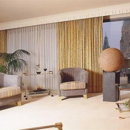 Hotel Maritim Grand 4*